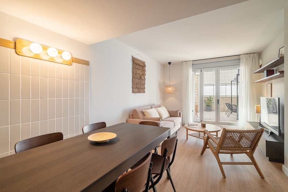 Port Forum Apartments By Olala Homes