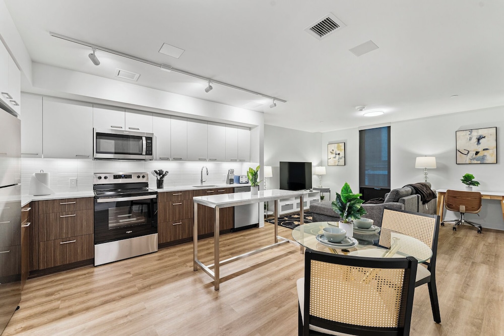 Furnished Apts near Harvard Stadium