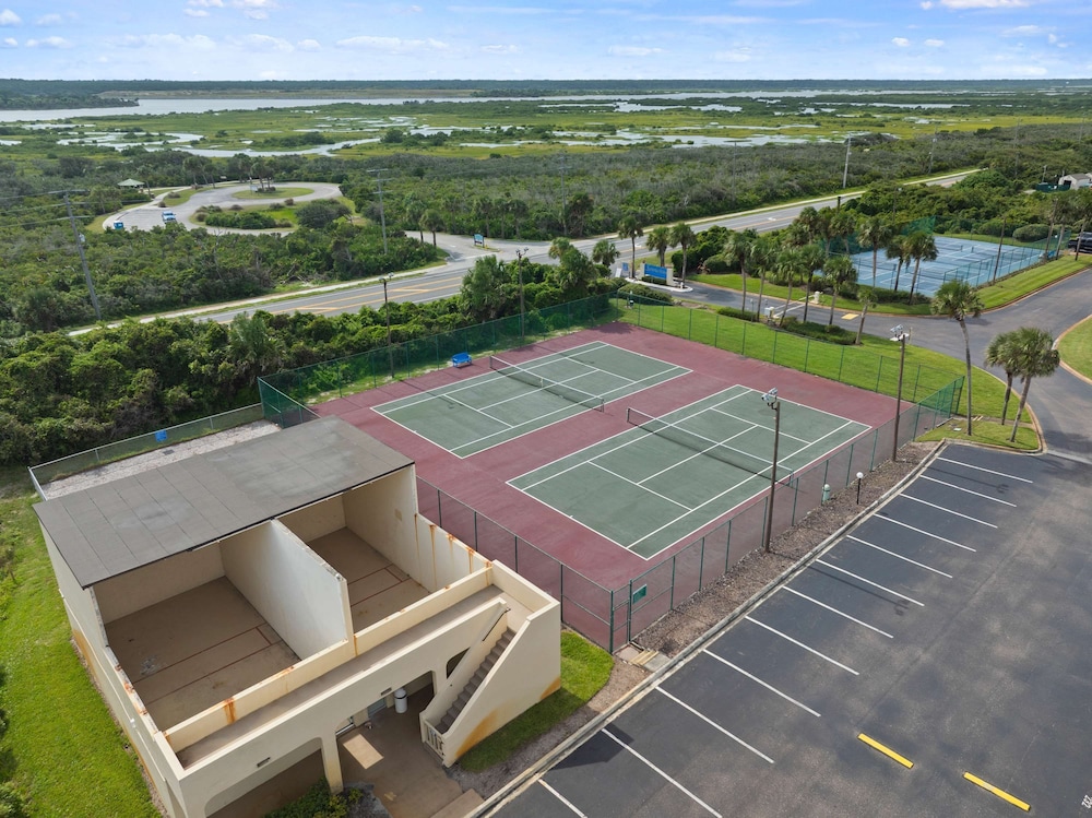Oceanfront Pool Tennis BBQ Patio Free Parking