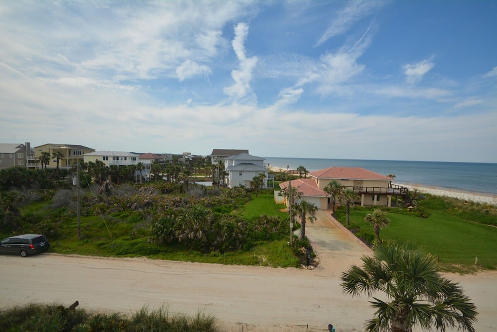 Just Beachy A Luxury Retreat Sleeps 12 3 Levels With Elevator- Perfect for 1-3 Families