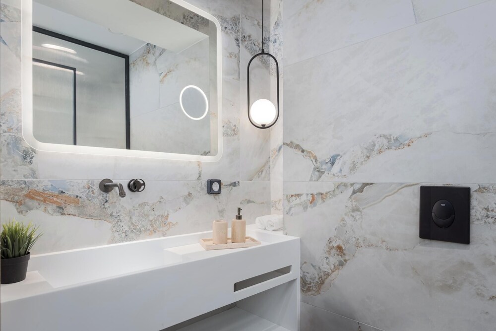 Acropolis Luxury Athens Suites