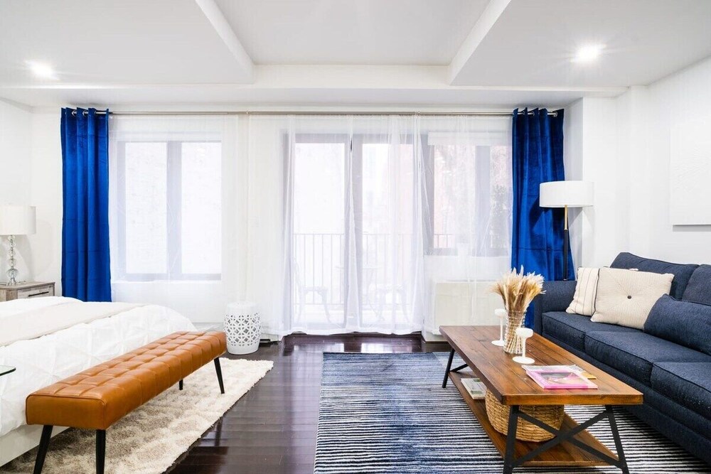 809 Midtown Apartments