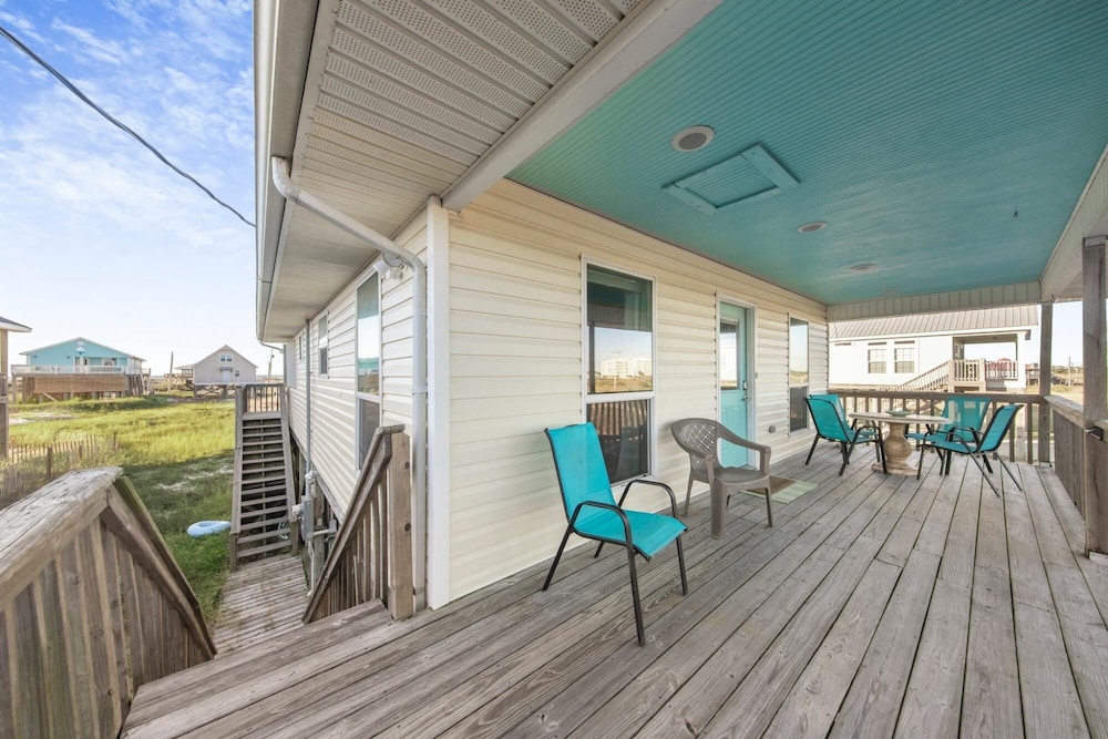 Peaceful House Walking Distance to Sandy Beach view 5