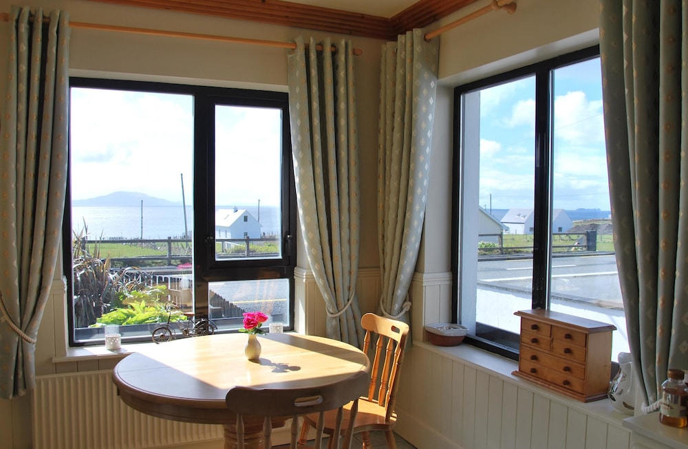 Teach Cruachán Large-group Holiday Home