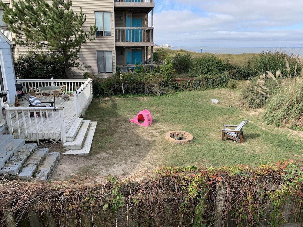 Beach Front On The Bay 3 Bedroom Bungalow