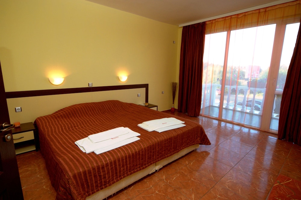 Hotel Zaara