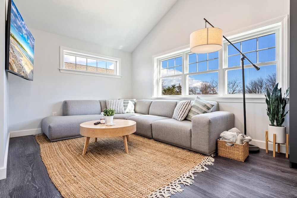Game Room, Home Gym, 1 Mile to Beach