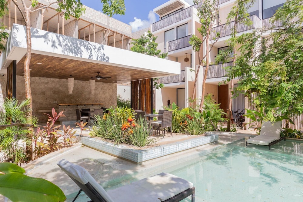 Luxurious Apartment in Lovely Complex With Dreamy Gardens Yoga Terrace Hammocks Swimming Pool
