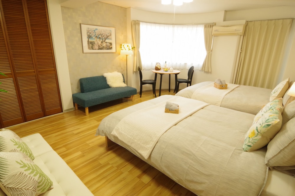 Nipponbashi Art Hotel