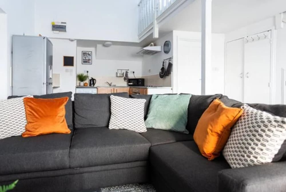 Loft Living Leigh-on-sea