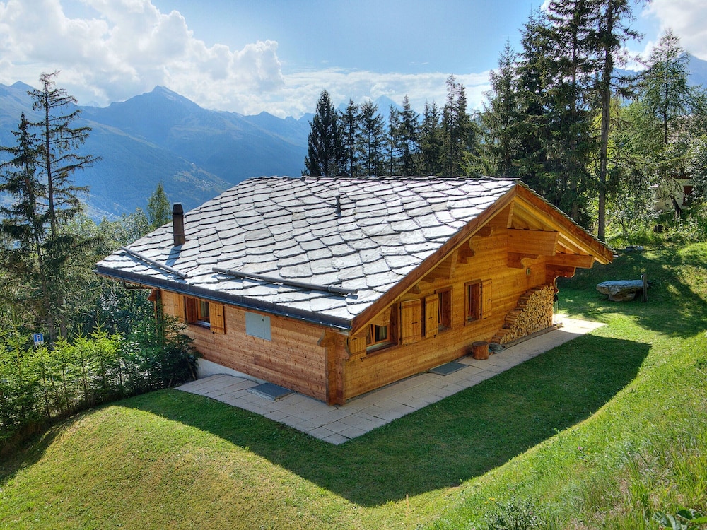 Unique Holiday Home in Vex With Sauna