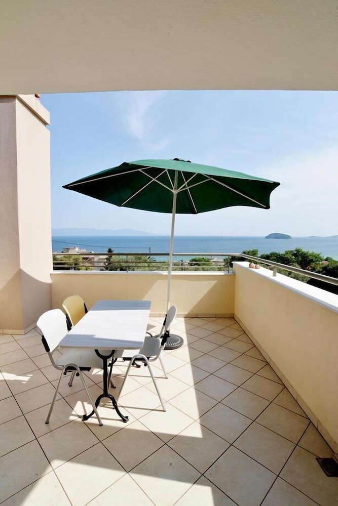 OUR HOUSE Luxury Apartments