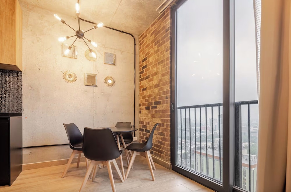 Furnished & Equipment Apt with beautiful views in MTY Downtown