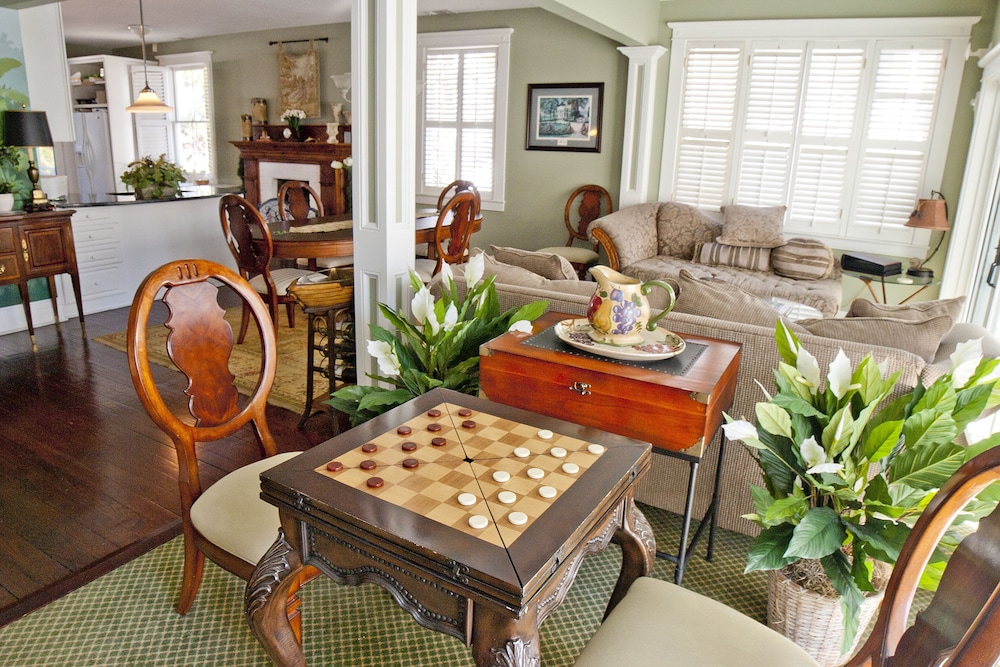 Desoto Beach Bed & Breakfast