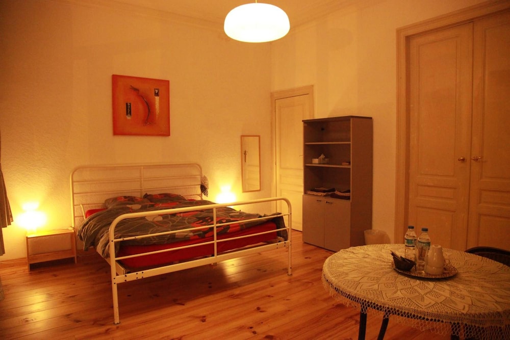 Brussels Vacations - Guest House Heysel Atomium - Property Image 18