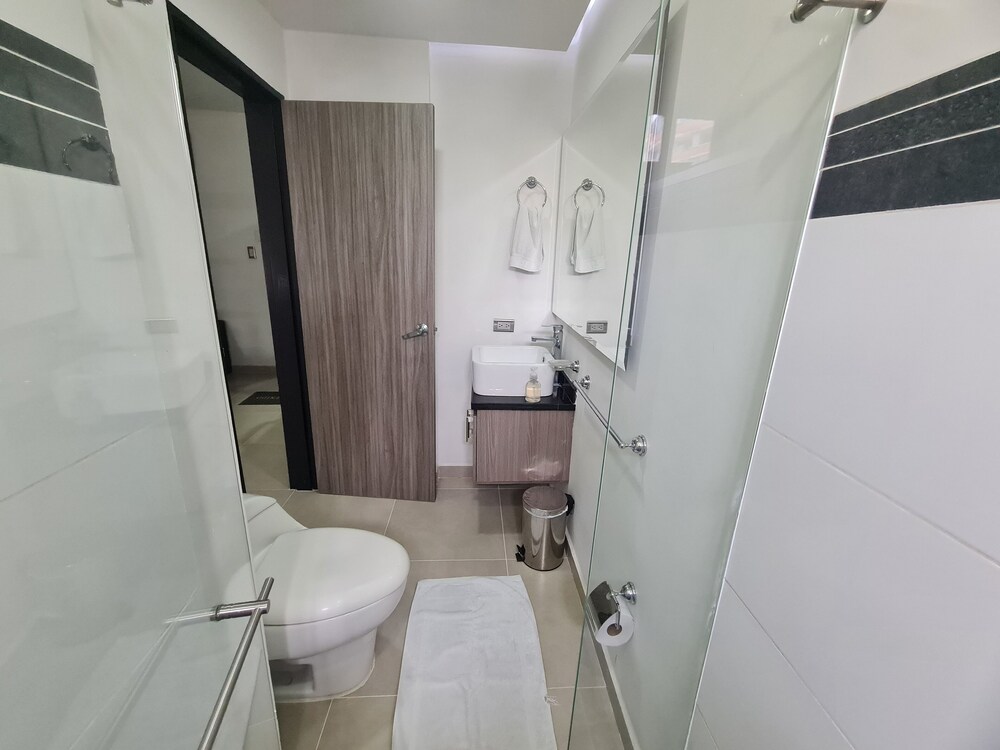 504 Moderno Aparta-Suite en Versalles Tipo Loft - Cali Tower Suites & Lofts