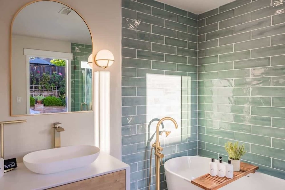 @ Marbella Lane - Vibrant & Chic Designer Home