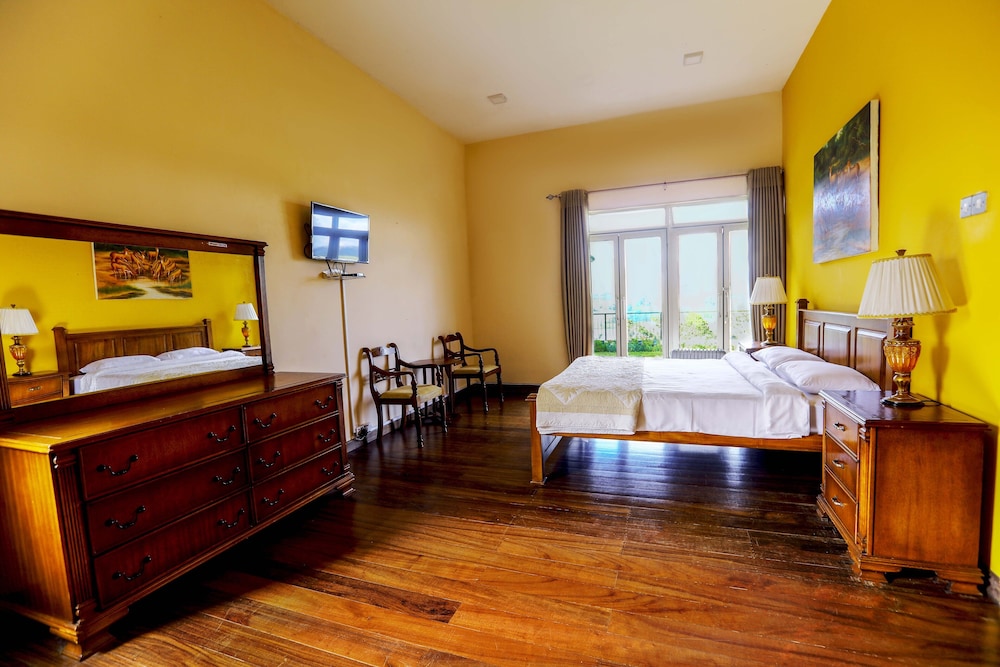 Yoho Villa Acacia