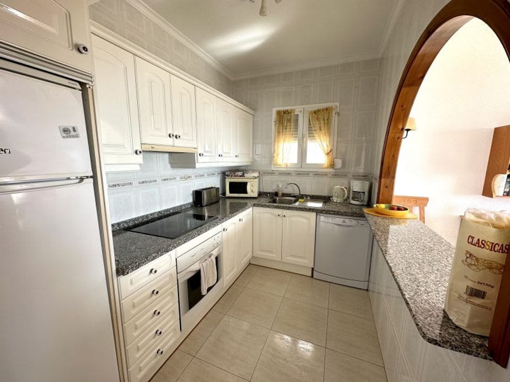 Two Bedroom Apartment With Breath-taking Views