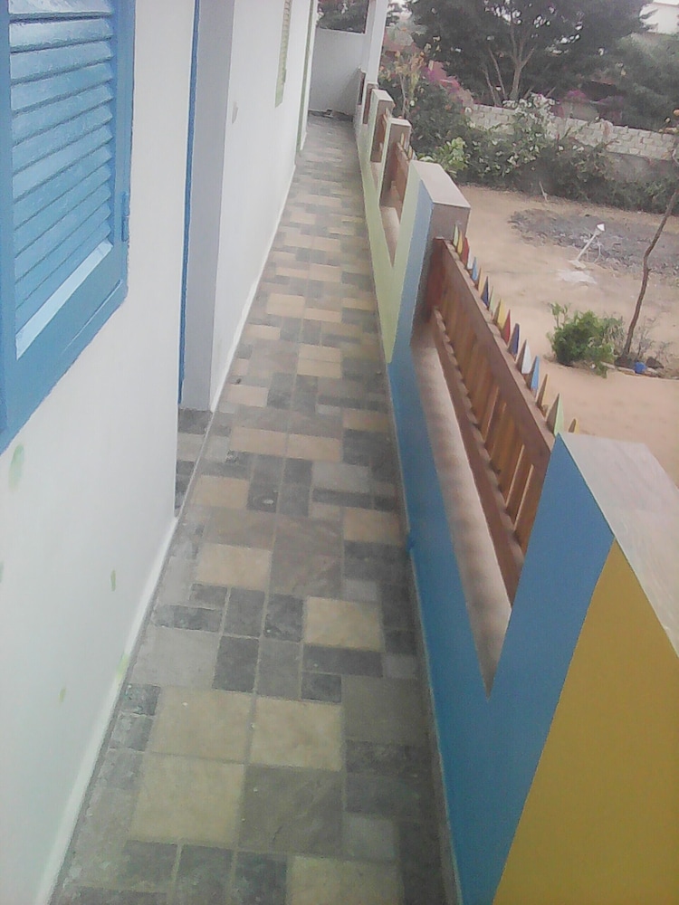 Photo 28