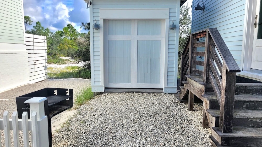 Beach Hangar by Southern Vacation Rentals