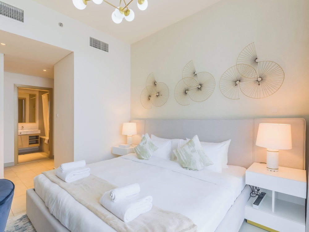 Creek Rise Residences - Creek Harbour