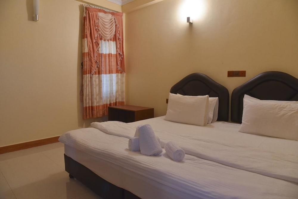 Nalaveshi Inn, Huraa view 2