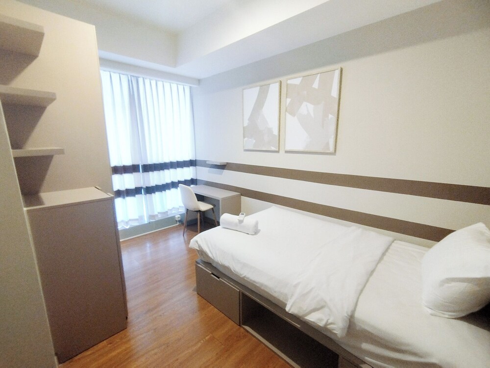 Strategic 2Br At Grand Sungkono Lagoon Apartment