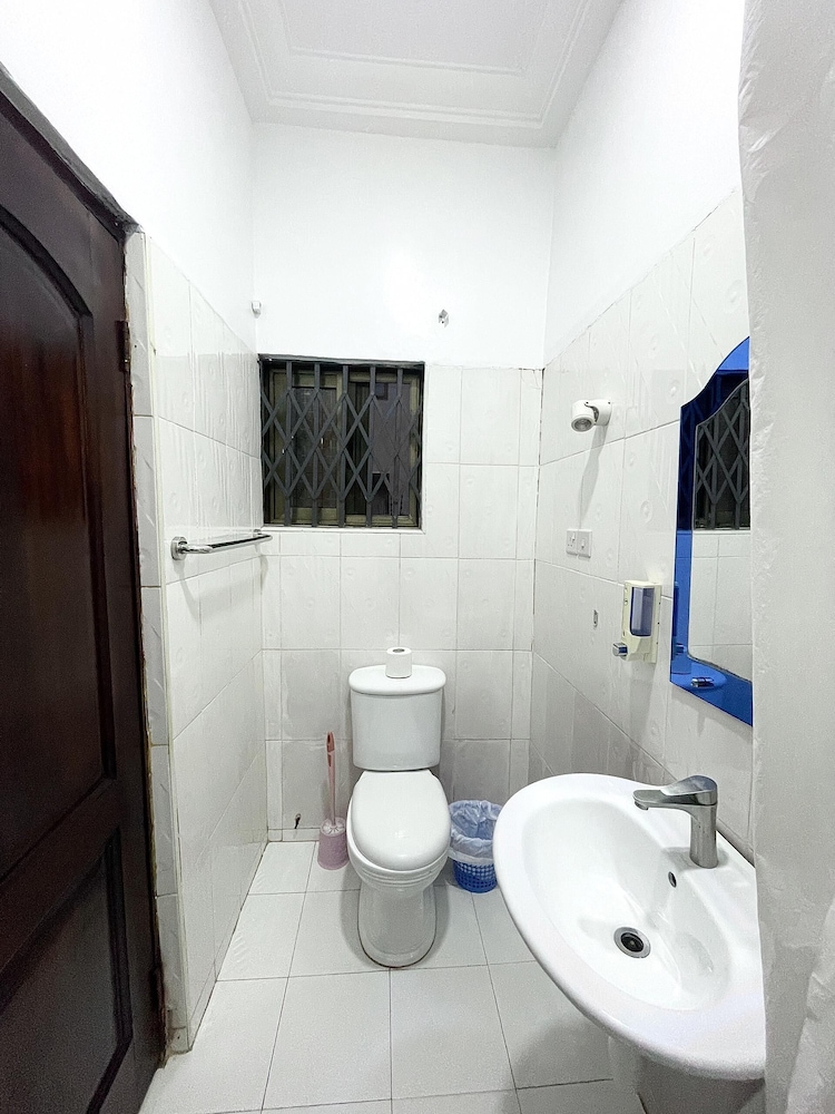 Nanas Holiday Let Guest House