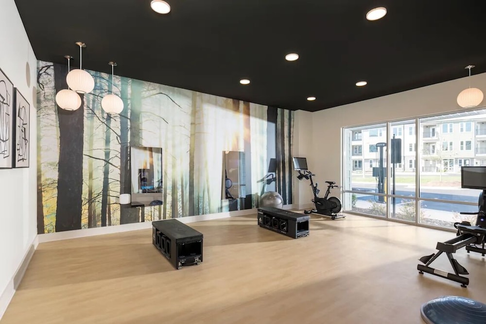 Landing Amazing 1bd, Clubhouse, Gym