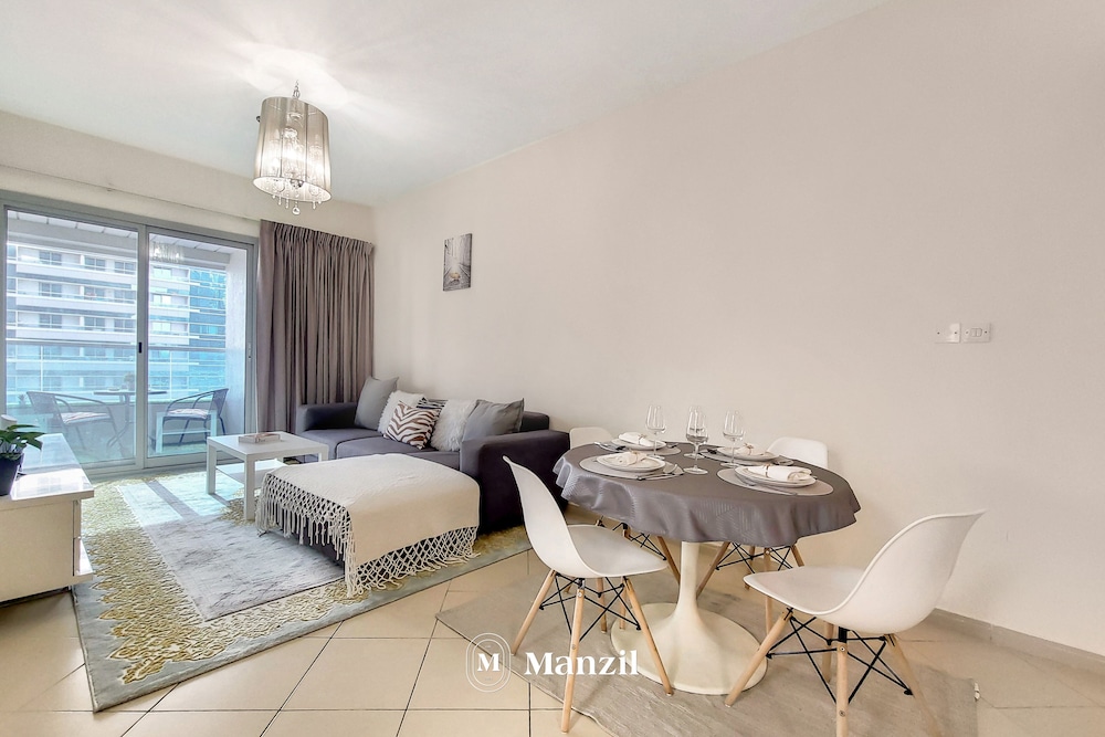 Manzil-Cozy 1BR in Marina with City View