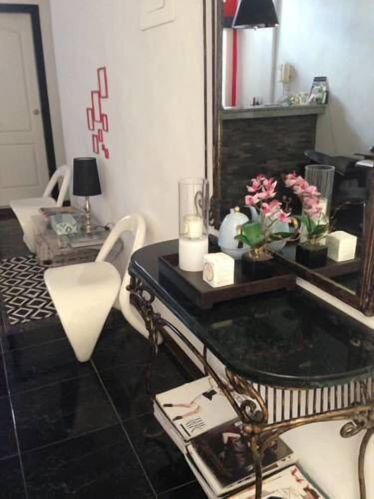 Tabuba Guest House