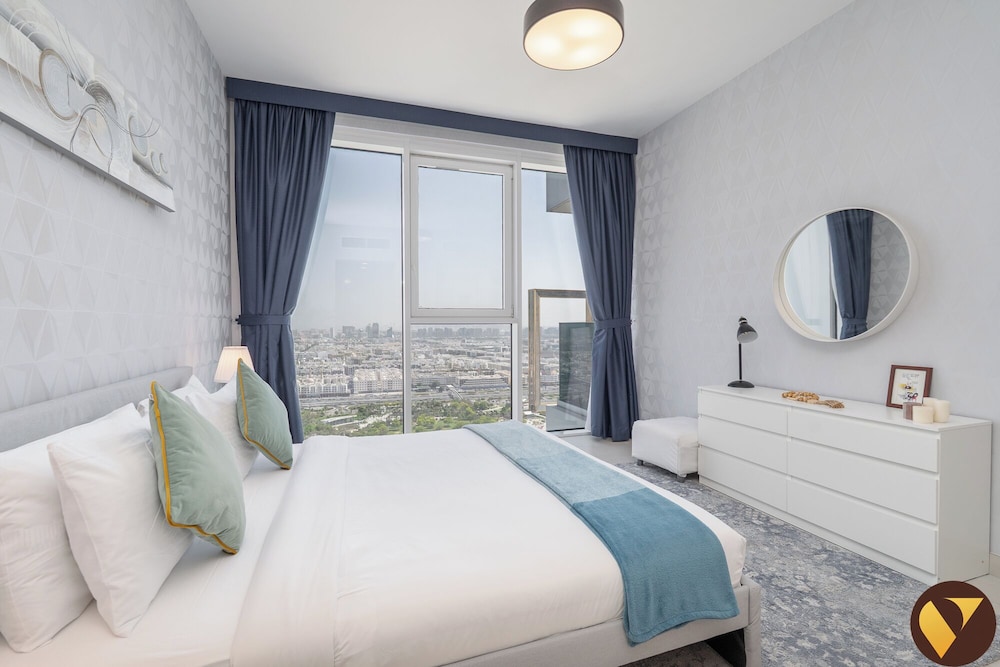 Vogue 2BHK Dubai Frame View Park Metro