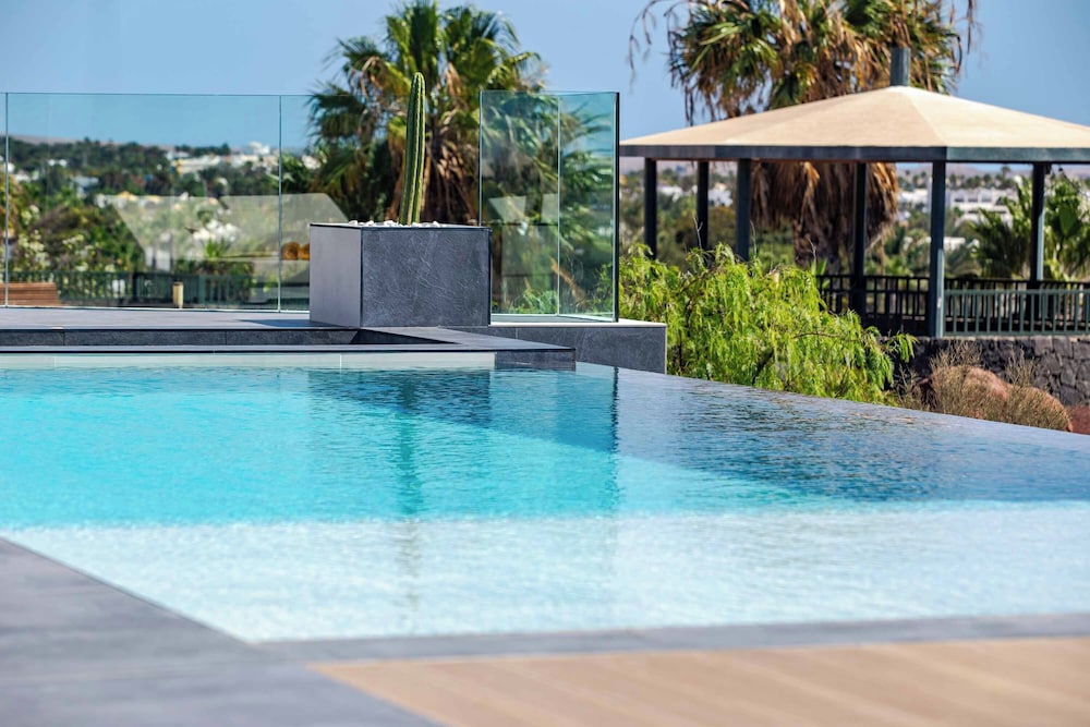 Villa Infinity