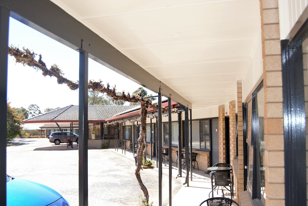 Civic Motor Inn