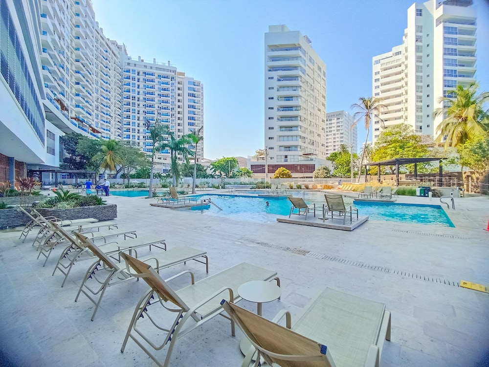 Exclusive Apartasuites Reserva del Mar