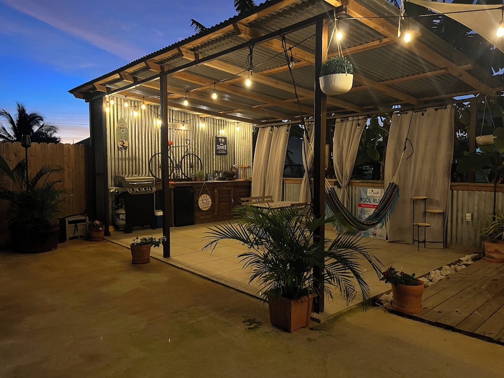El Camper with private pool