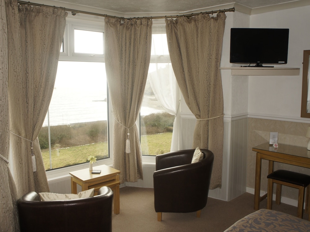 Plas Isa Hotel