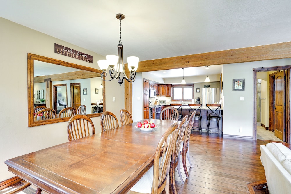 Private Sauna & Mtn Views: Keystone Townhome!