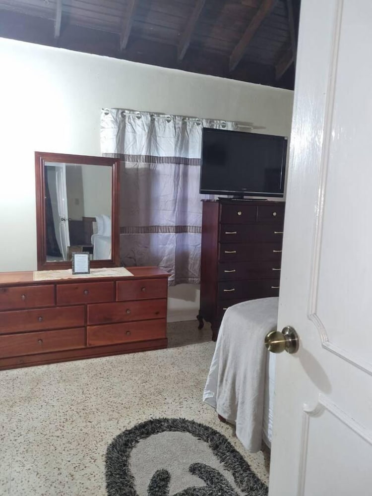 3-bed House Sleeps 6 With Mountain Views