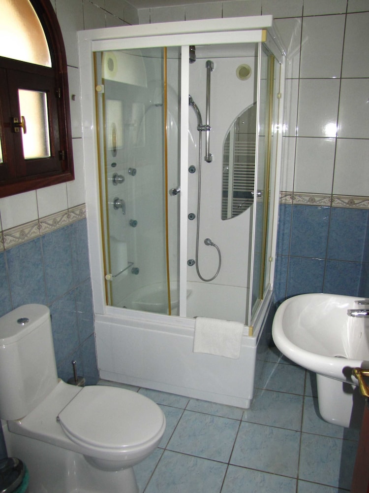 Photo 28