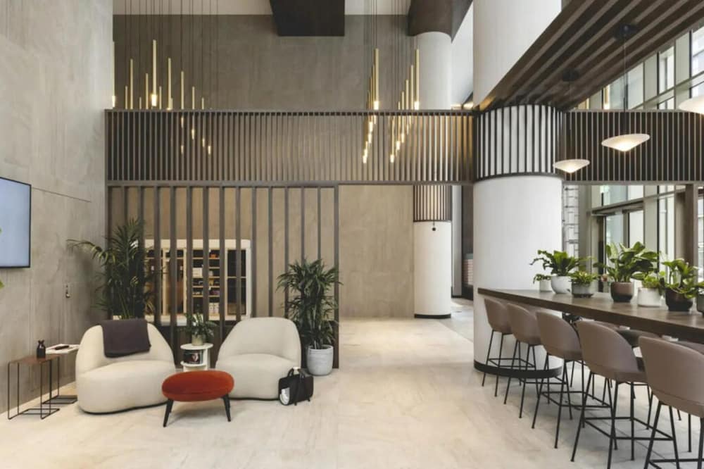 Remarkable 2bed Apartment in London view 3