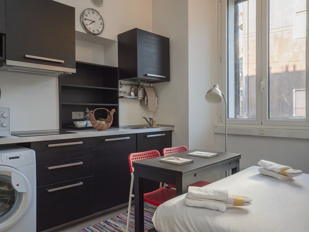 Centro Bligny B - Lovely Studio in Bocconi Area