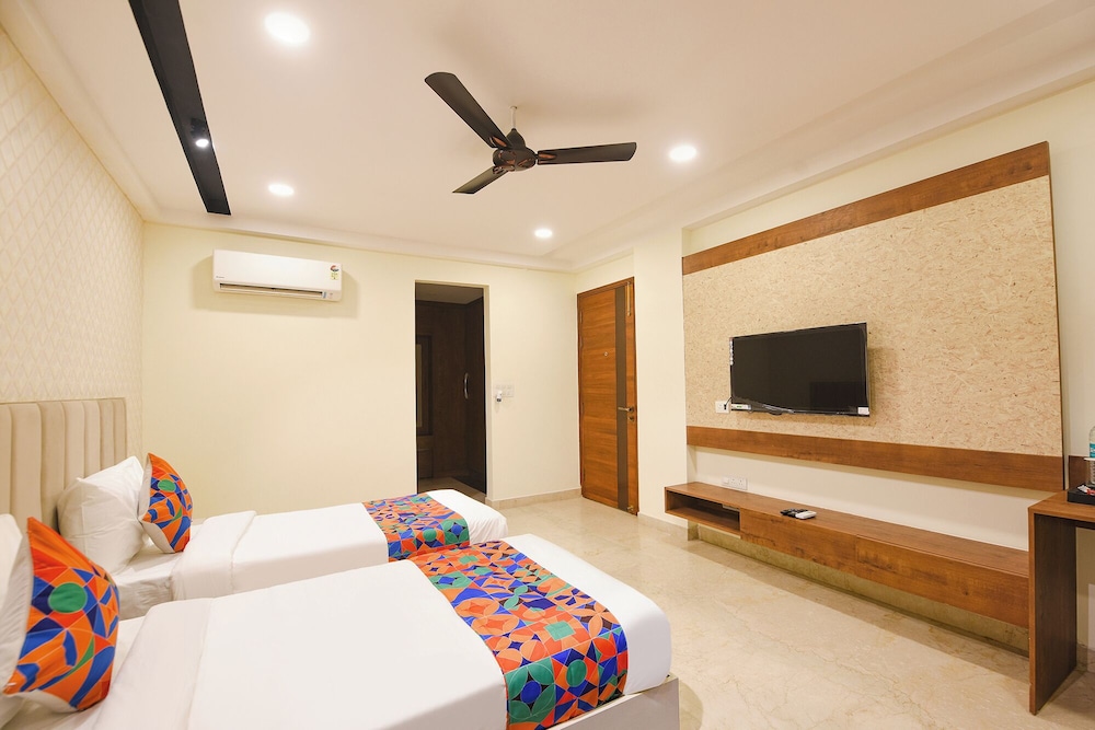 FabHotel Hygge Stay