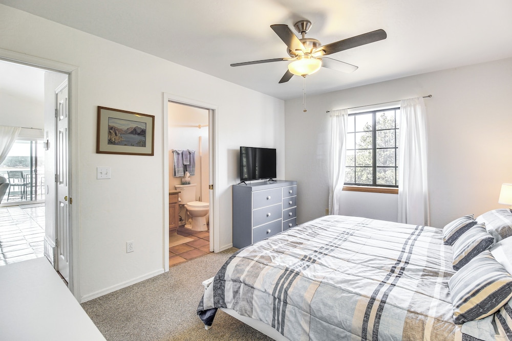 Firelit Nights By the Lake: Cozy Show Low Retreat