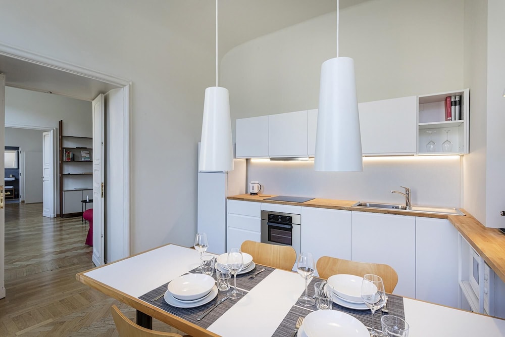 Genoa Vacations - Cairoli Stylish Apartment by Wonderful Italy - Property Image 23