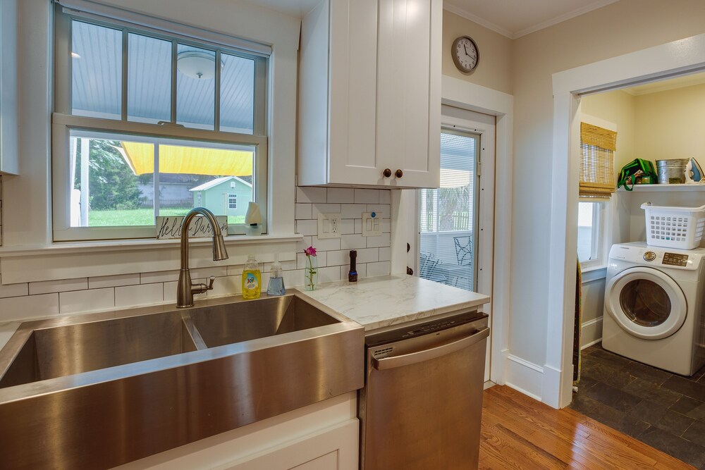 White Springs Gem w/ Patio  Screened Porch! - Property Image 9