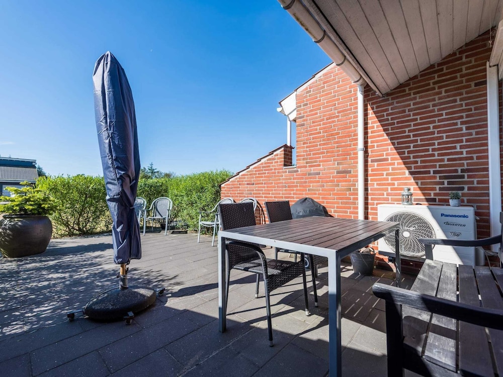 5 Person Holiday Home in Blavand view 3