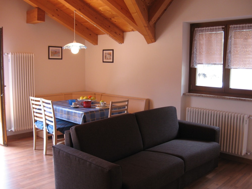 Molvenolago Apartments view 3
