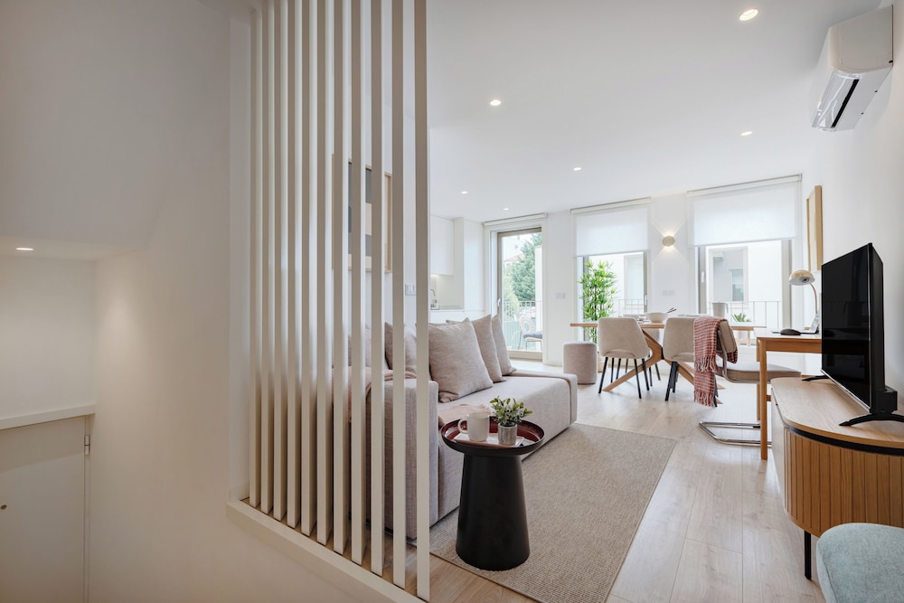 The Light Loft at BoaVista Flats